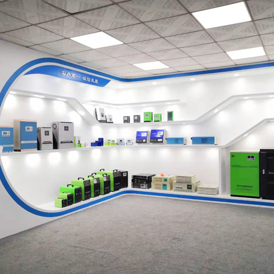 onduleur hybride, onduleur solaire, contr&ocirc;leur solaire